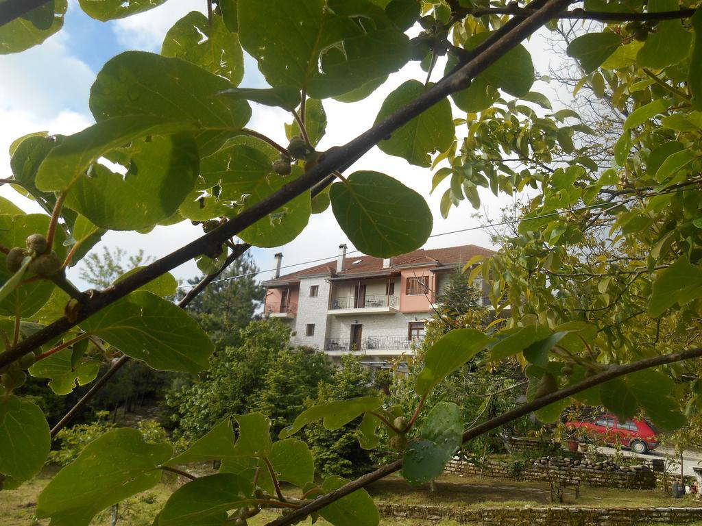 Traditional Guesthouse Marousio Rodavgí Exterior foto